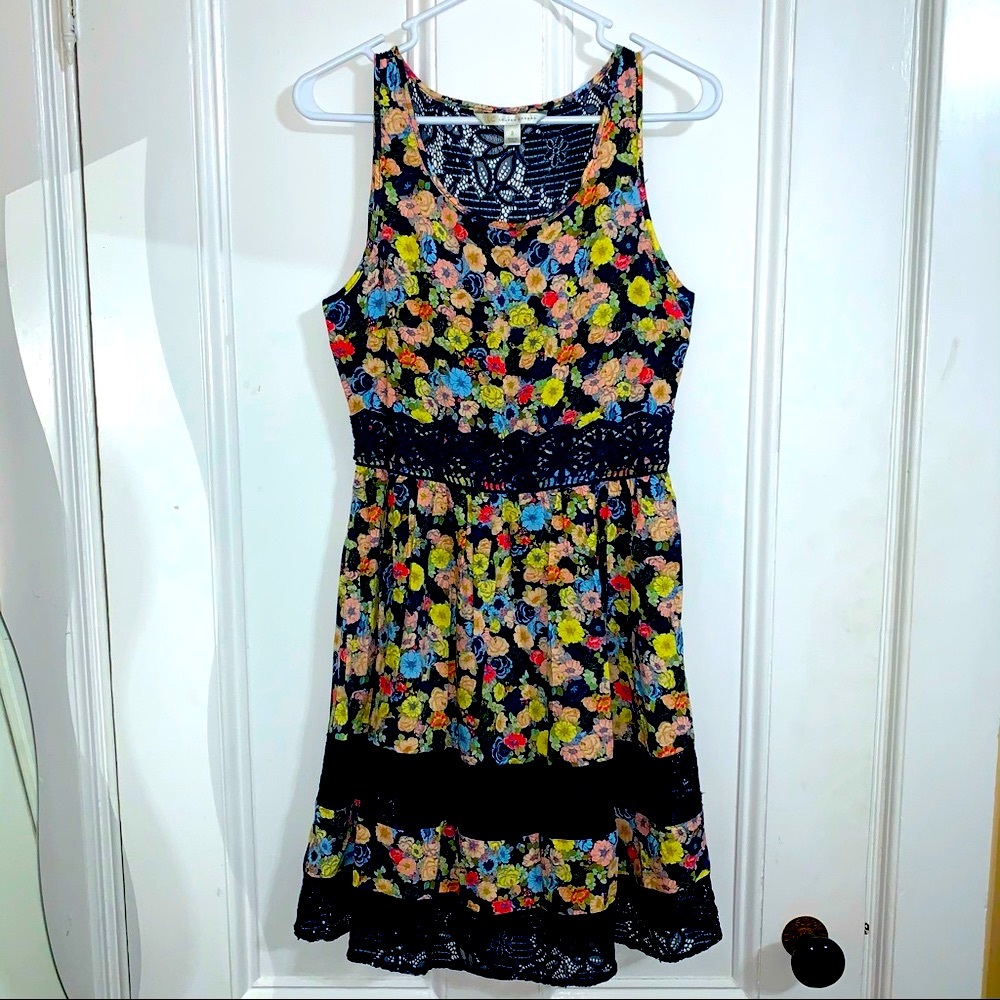 LC Lauren Conrad Summer Floral Lace Sleeveless Summer Dress Size 2